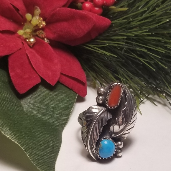 Unique Vintage Navajo Ring.